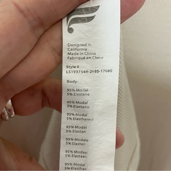 Fabletics Jess Long-Sleeve Turtleneck Top 200 - Picture 9 of 9